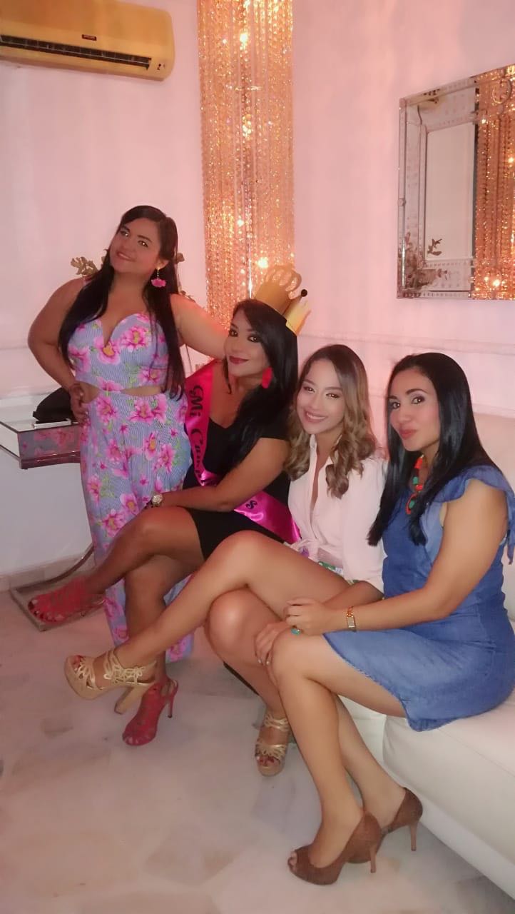 Yuli Angélica Cerquera  Rodríguez,  la cumpleañera Jessica Lorena Lara Barrios, María Paz Muñoz García y Leyda Yohana García Muñoz.